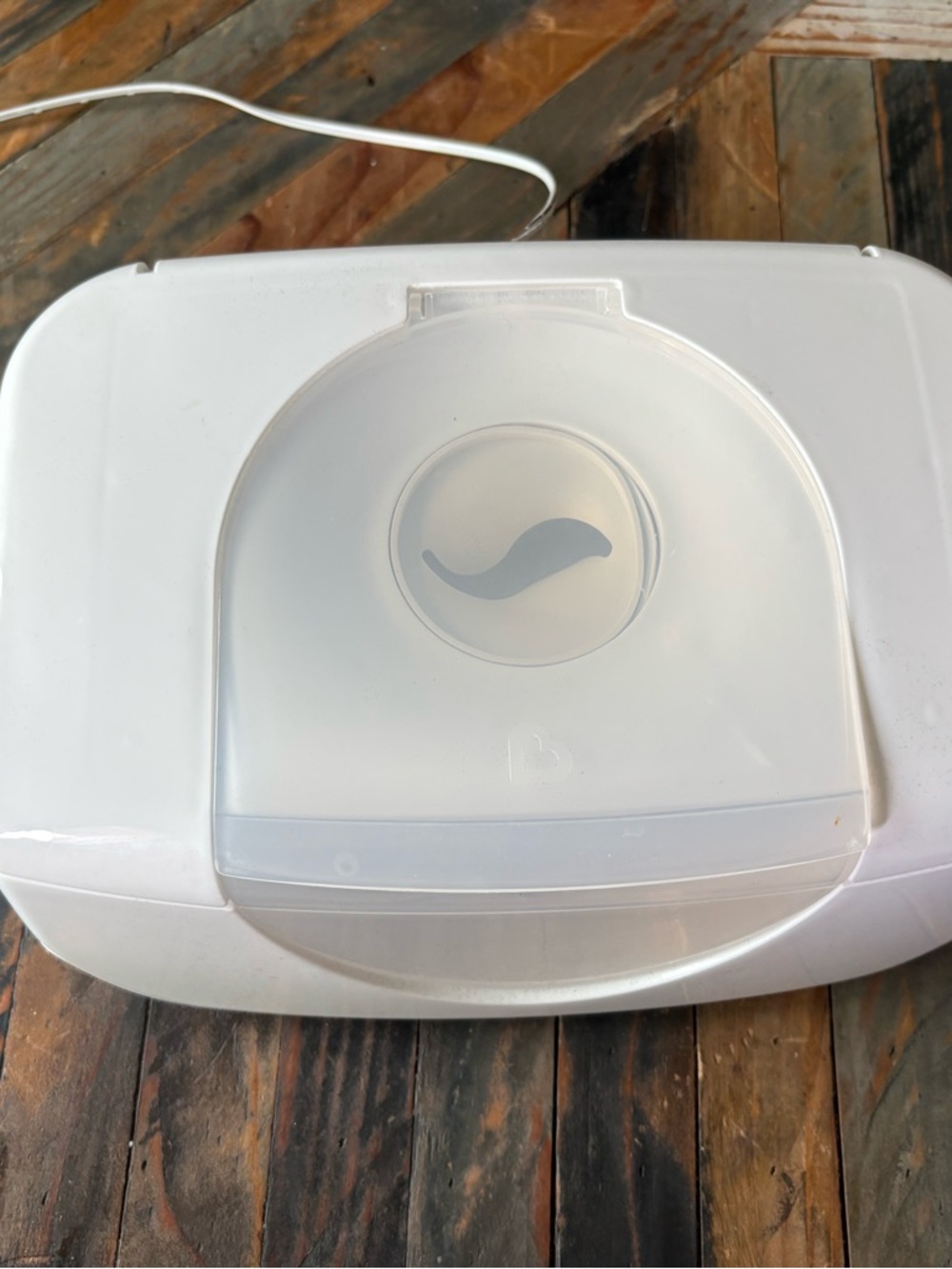 Munchkin White Baby Wipe Warmer with Flip Lid